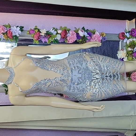 Birthday/Homecoming/Prom - Picture 9 of 11